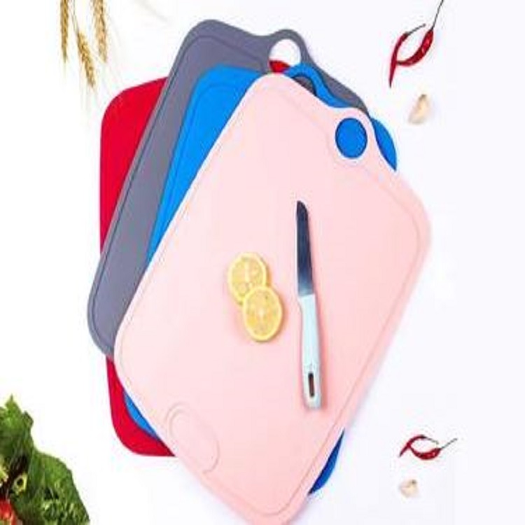 Commoda silicone necessaria cotidie